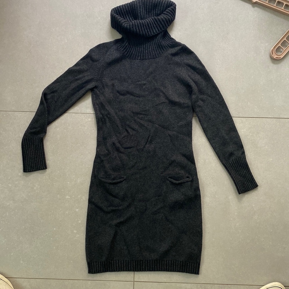 Turtle neck dress
